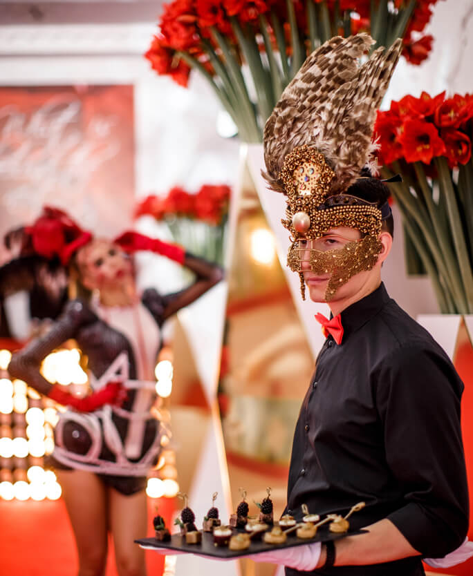 необычные красивые и стильные маски ручной работы