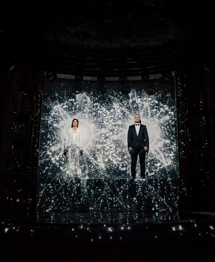 Световой перфоманс на мероприятии