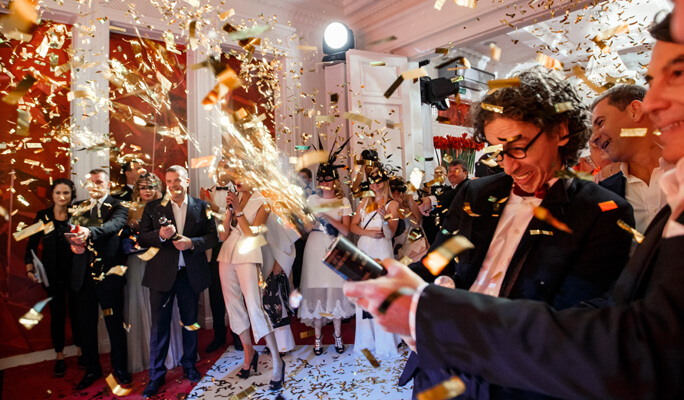 день рождения в стиле маскарад