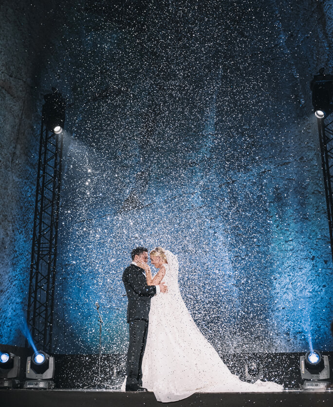 самое необычное место для регистрации